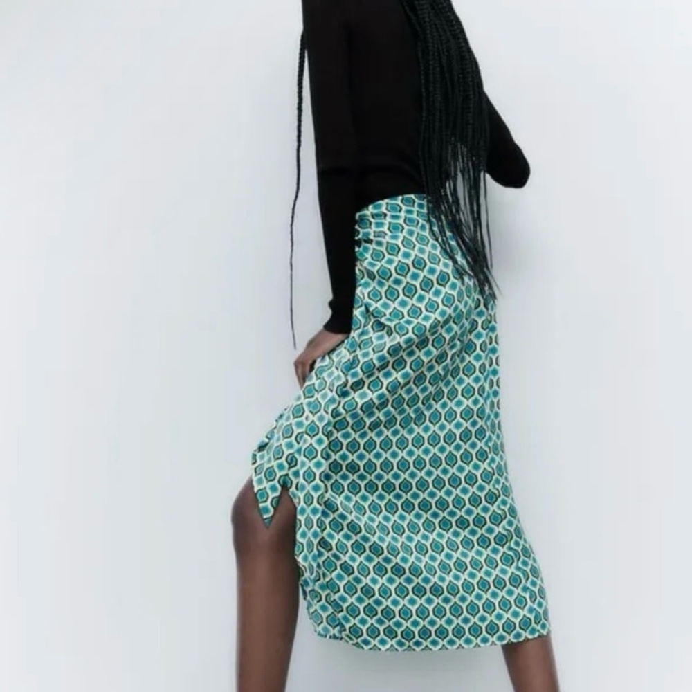 Zara Geometric Print Midi Skirt Green, Blue, Black and Yellow Print, Size S - Picture 3 of 7
